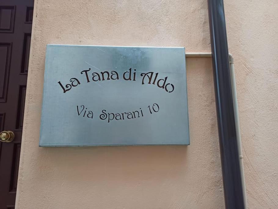 Intero Alloggio - Centro Storico - La Tana Di Aldo- 150 M Da Pepe In Grani Caiazzo Bagian luar foto
